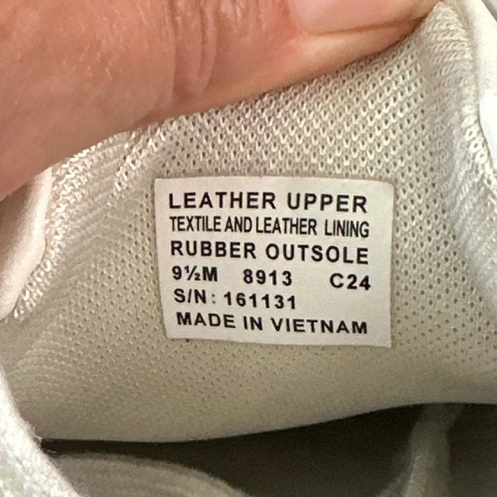 Tory Burch Color Block T Logo Leather Sneakers 9.5 Box Style 161131